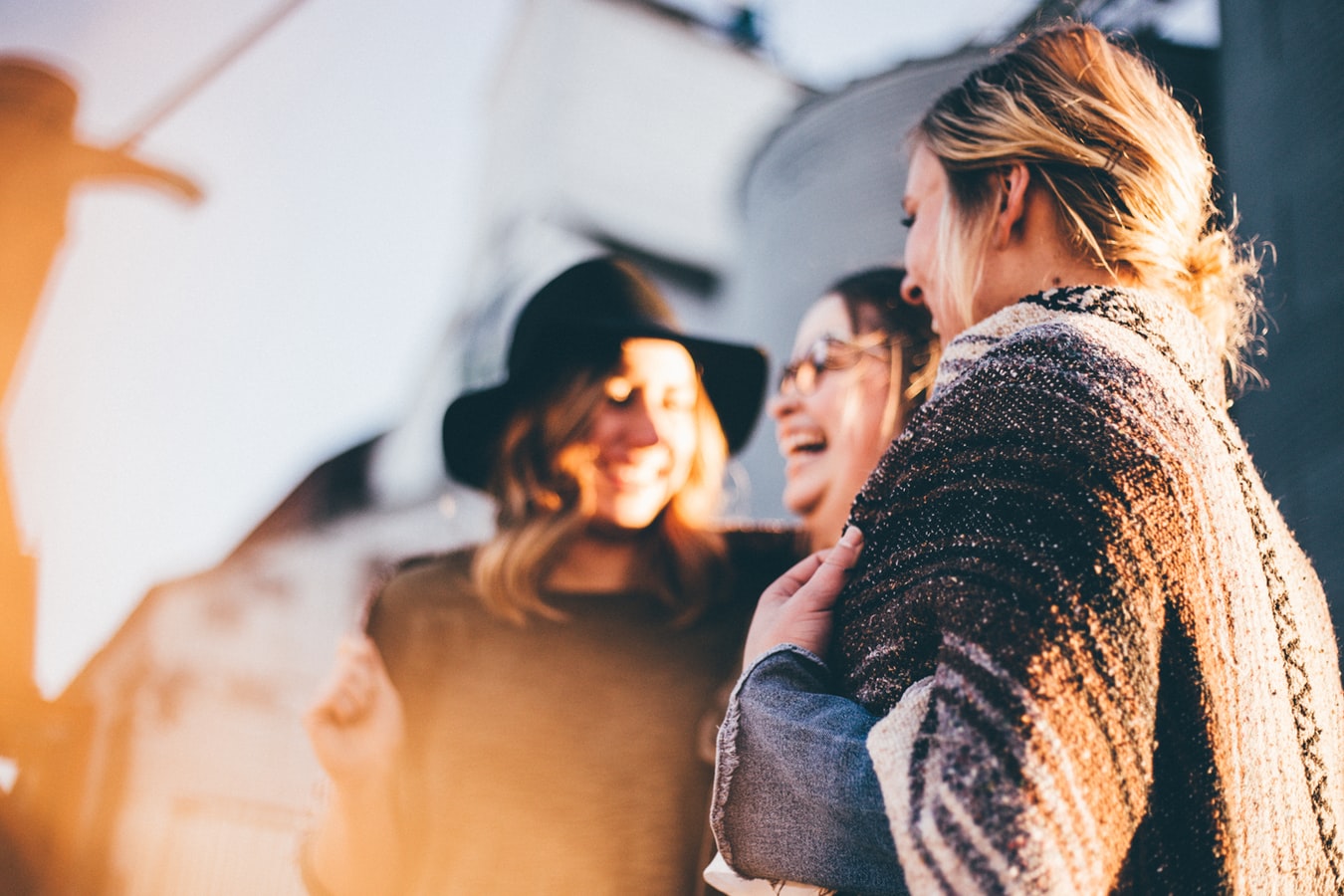 Cómo escuchar a la sociedad ayuda al éxito de tu empresa