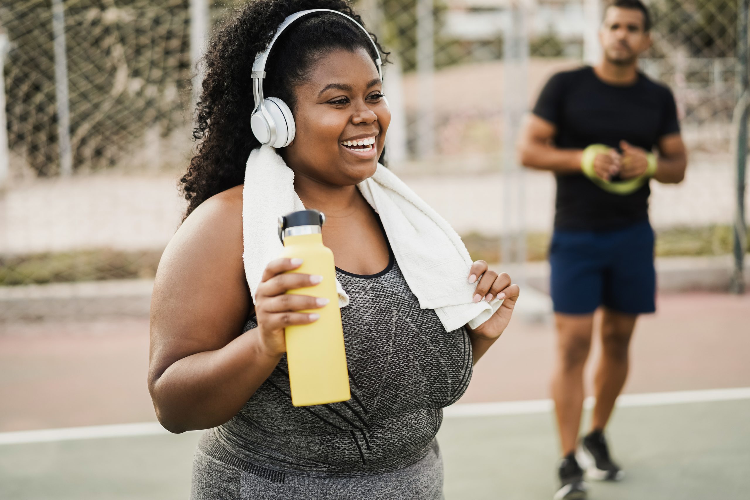 Curvy,Woman,Doing,Workout,Morning,Routine,Outdoor,At,City,Park